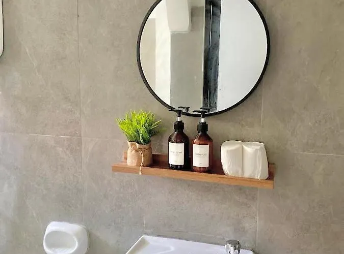 New Modern Near Airport & Appartamento *