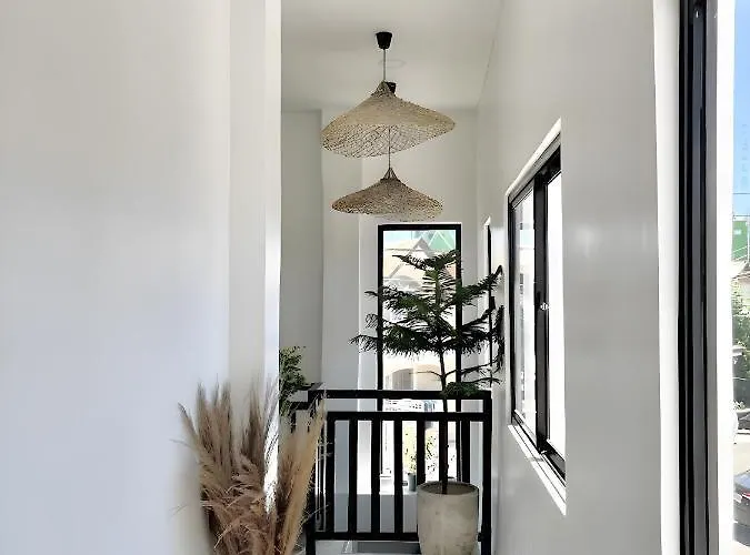 New Modern Near Airport & * Sudtungan