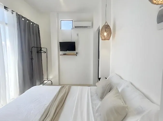 New Modern Near Airport & Appartamento *